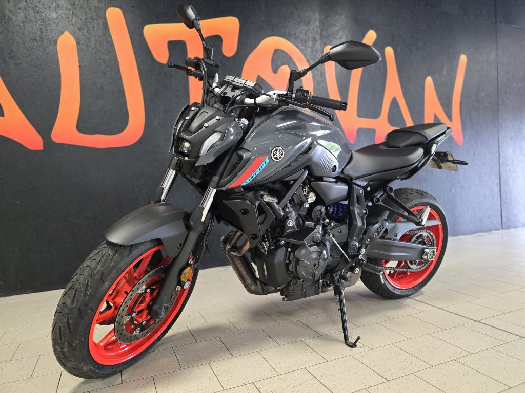 Yamaha MT-07 A2