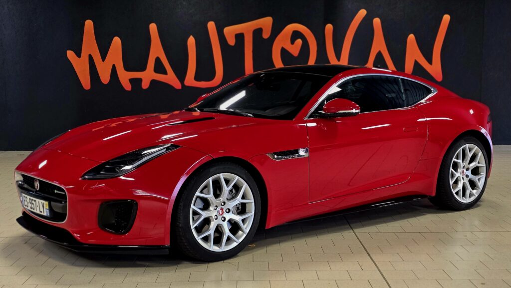 JAGUAR F-TYPE P300